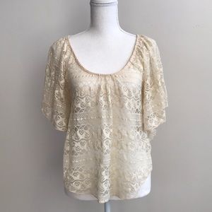 Lace cream top. EUC